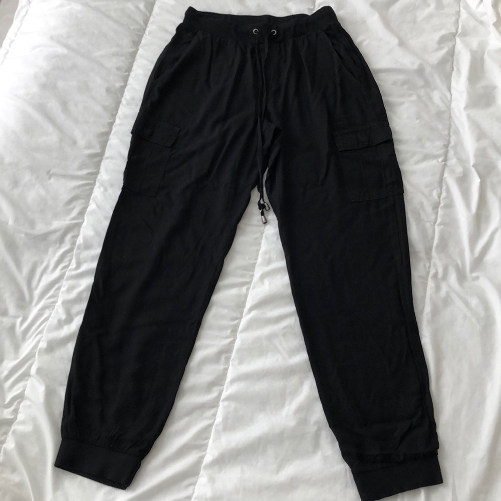 Splendid XS black rayon jogger pants